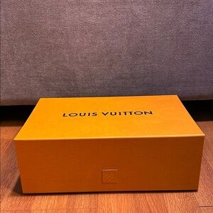 Louis Vuitton Empty Box